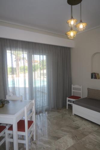 Maria Suites - image 14