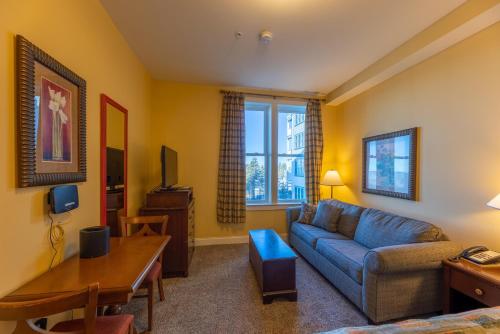 Seneca Unit 102 - image 6