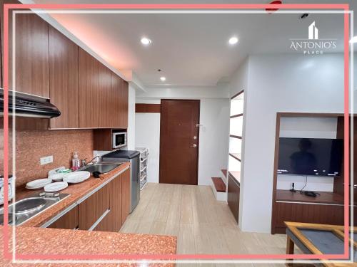 Panoramic View of City 1BR Loft Unit FREE WIFI & NETFLIX at Fort Victoria BGC, Manila (photo 3)