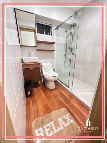 Panoramic View of City 1BR Loft Unit FREE WIFI & NETFLIX at Fort Victoria BGC, Manila (photo 5)