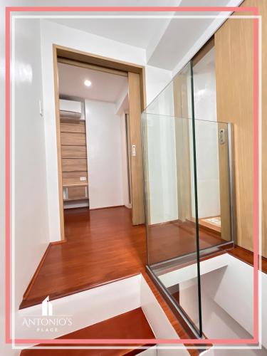 Panoramic View of City 1BR Loft Unit FREE WIFI & NETFLIX at Fort Victoria BGC, Manila (photo 9)