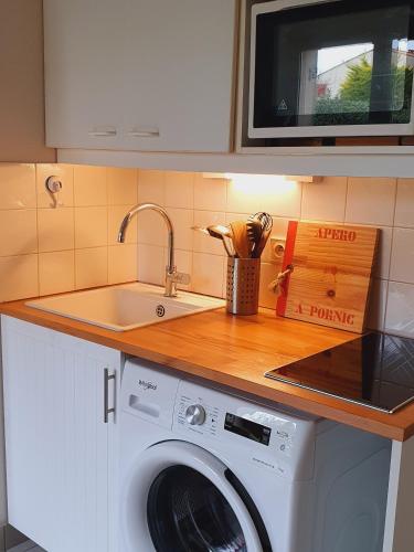 Petite maison dans résidence avec piscine proche plage et centre ville à pied