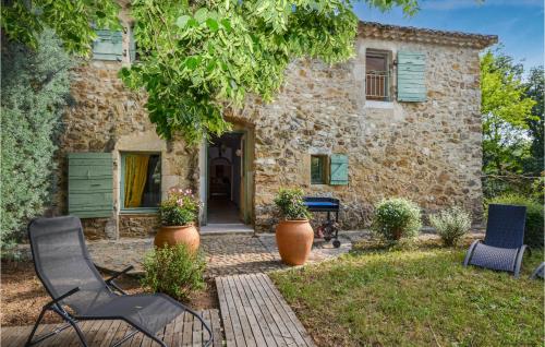 Nice home in La Roque sur Cèze with Outdoor swimming pool, WiFi and 4 Bedrooms gîte à louer La Roque-sur-Cèze