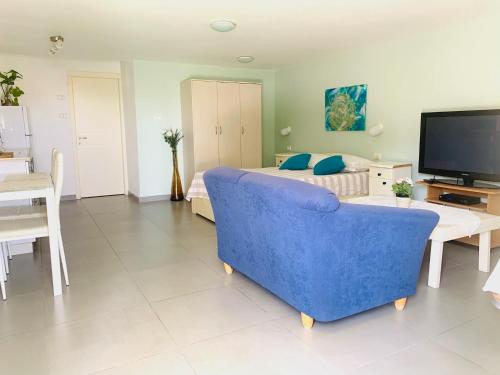 Tamar's House in Rotem