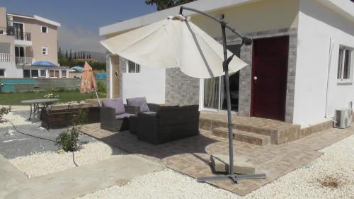 Bella Rosa - image 3