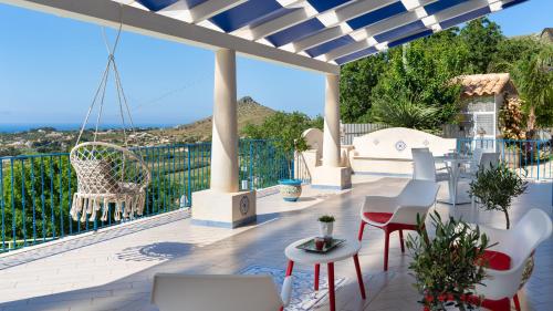 Three-Bedroom Villa room in VILLA OLIMPIA 6&2 Emma Villas