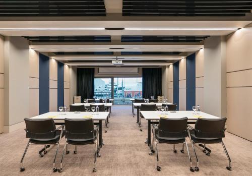 Crowne Plaza Istanbul Tuzla Viaport Marina by IHG, Istanbul (photo 11)