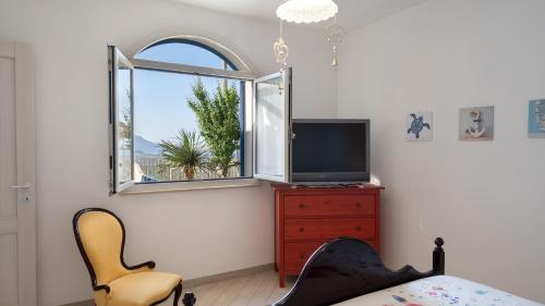 Three-Bedroom Villa image 7