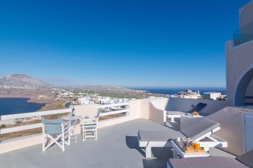 Premium One Bedroom Apartment with hot tub and Caldera View