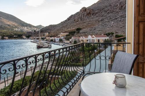 B&B Symi - Captain George - Bed and Breakfast Symi