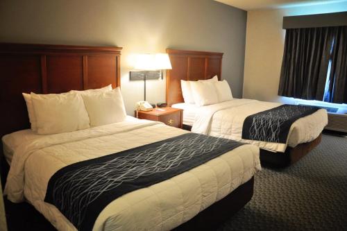 Queen Room with Two Queen Beds - Non-Smoking