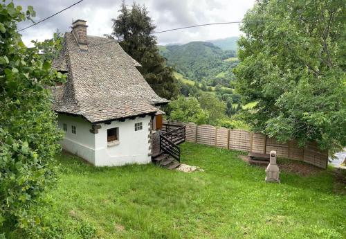 Chalet Sommeil de Plomb authentique et cosy gîte à louer Massif Central