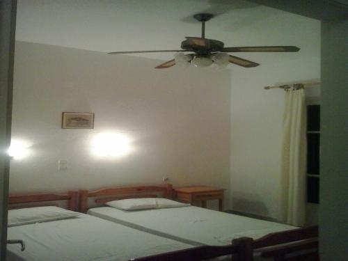 Karagiozos Studios & Apartments, Skopelos (foto 11)