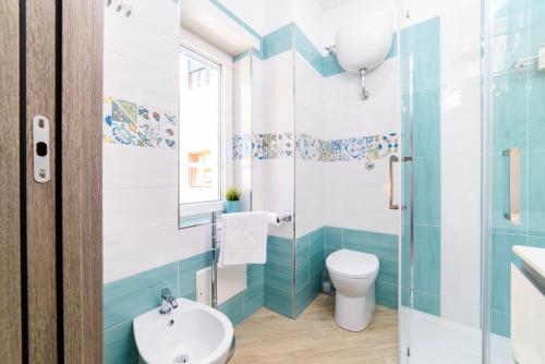 SYMPHONY HOUSE - Photo 1