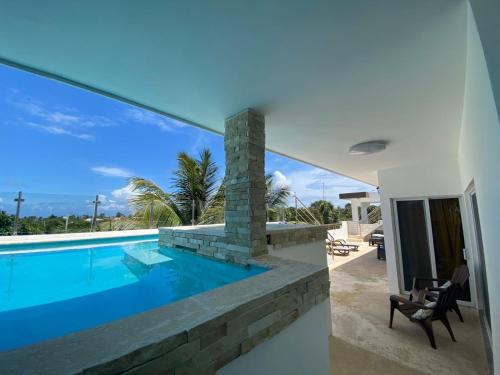 สระว่ายน้ำ, Casa Lambí (Casa Lambi) in กาเบรรา