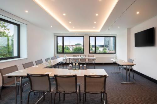 Holiday Inn Munich - Leuchtenbergring an IHG Hotel - image 6