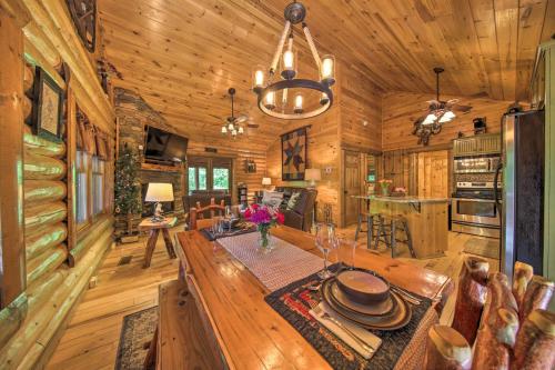 Peaceful Forest Escape with Game Room and Hot Tub in Blue Ridge, USA