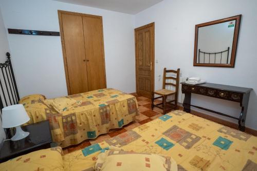 2 double beds