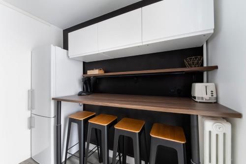 Kitchen, ✩THE ONE✩ Elegance et confort en plein centre in Colomiers