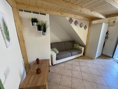 Benedettini Home