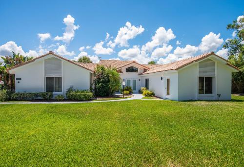 SWISS 57 - Lake Denise - image 3