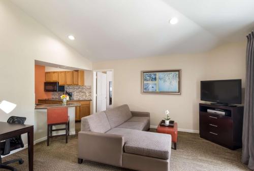 Sonesta ES Suites Torrance Redondo Beach