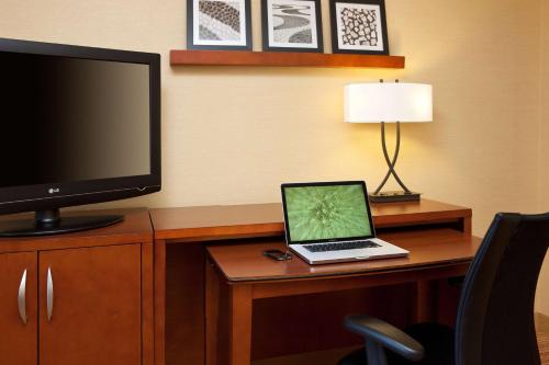 Sonesta Select Las Vegas Summerlin image 13
