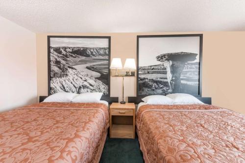 Standard Queen Room with Two Queen Beds