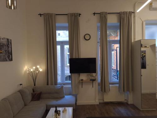 Akácfa Boutique Apartment - image 11