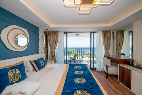 The Byzantium Hotel & Suites - Special Class Room Type - Penthouse Suite - Balcony with Sea View