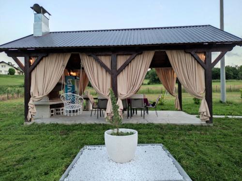 Guest house PiN - image 9