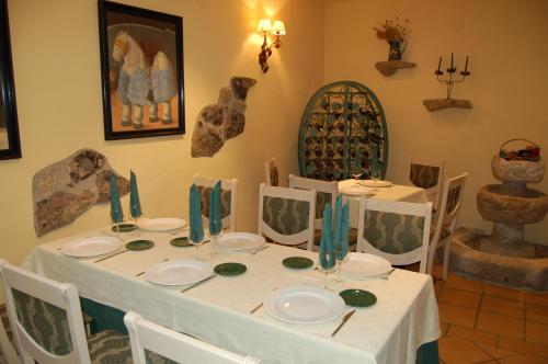 Hostal León - image 8