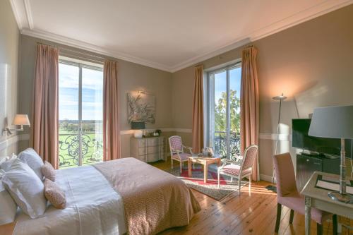 363931852 Château Grattequina Hôtel