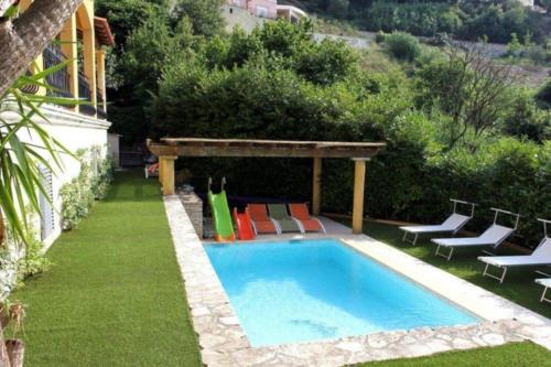 THE COSY COTTAGE space gîte à louer Beausoleil