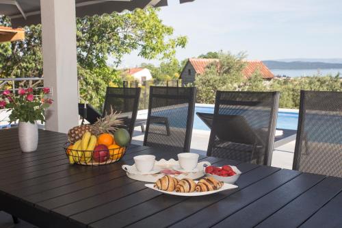 Villa Ivano with sea&mountain view