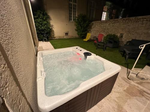 B&B Bayeux - Maison d'Alice - avec SPA - Bed and Breakfast Bayeux