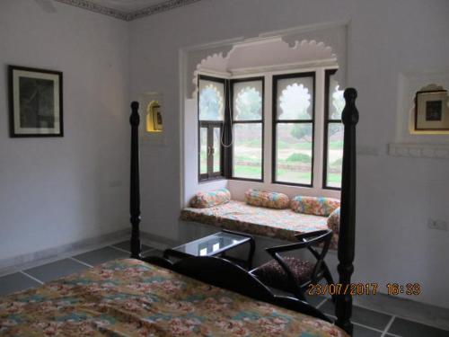 Shalini Vilas photo
