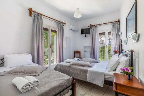 Triple Room image 7