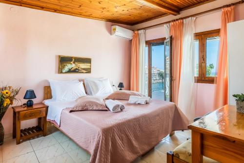 Two-Bedroom Apartment with Pamoramic View image 10