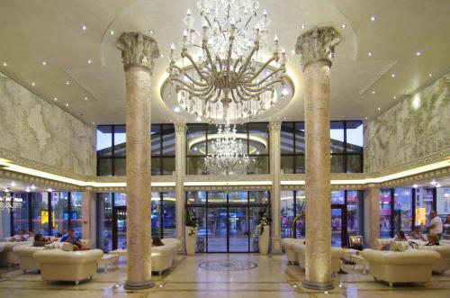 레스토랑, Diamant Residence - Private Apartment - BSR in 네세바르 시티 센터