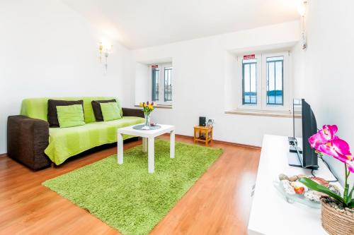 Sea View Apartment 5