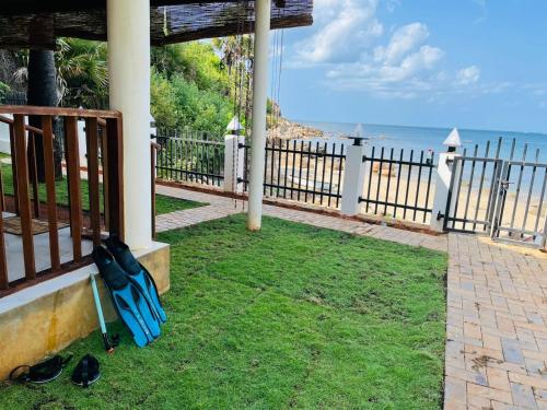 Janas Blue Water Corner – Trincomalee, GA