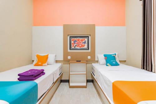 Sans Hotel Budaya Cirebon, Kota Cirebon