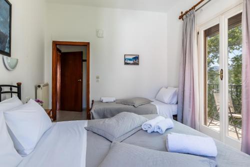 Triple Room image 9
