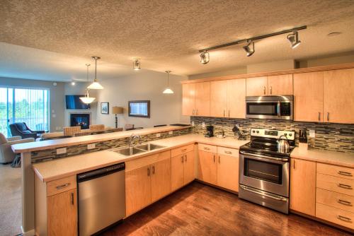 Captain Gray`s Landing Condo - Oyhut Bay Seaside Village - image 7