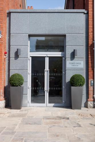PREMIER SUITES Dublin Ballsbridge - image 7