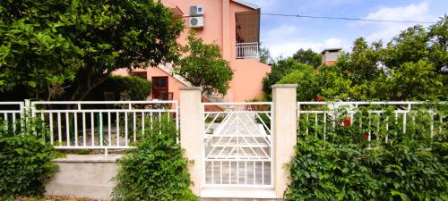 Apartments Senka - Location saisonnière - Viganj