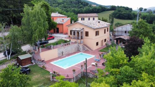 Case vacanze Agrifoglio gîte à louer Bazzano Superiore