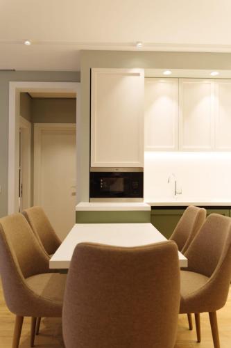 Luxury Apartment in Tirana, Tirana (photo 9)