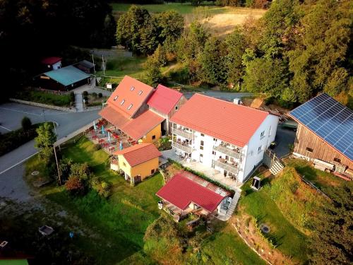 Fränkische Linie - Radspitz-Ferienwohnungen - Apartment - Marktrodach